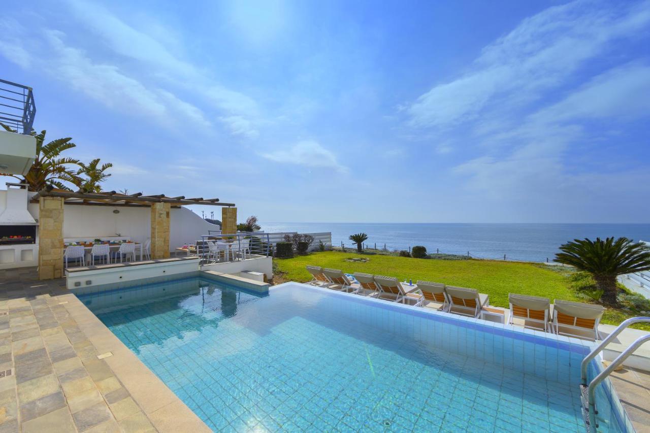 Blue Coral Beach Villas Three Exclusive Villas - Poseidon - Nautilus - Oceanos - And - Baby Coral Bungalow คอรัลเบย์ ภายนอก รูปภาพ