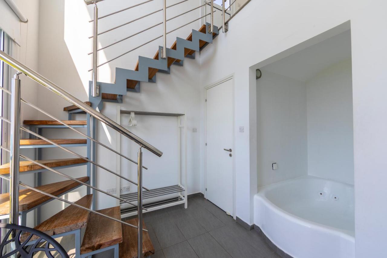 Blue Coral Beach Villas Three Exclusive Villas - Poseidon - Nautilus - Oceanos - And - Baby Coral Bungalow คอรัลเบย์ ภายนอก รูปภาพ